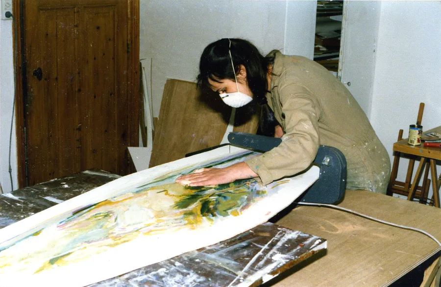In het atelier in de Ardennen